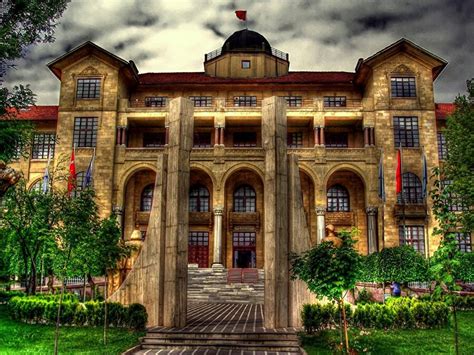 türkiye nin en iyi 50 üniversitesi